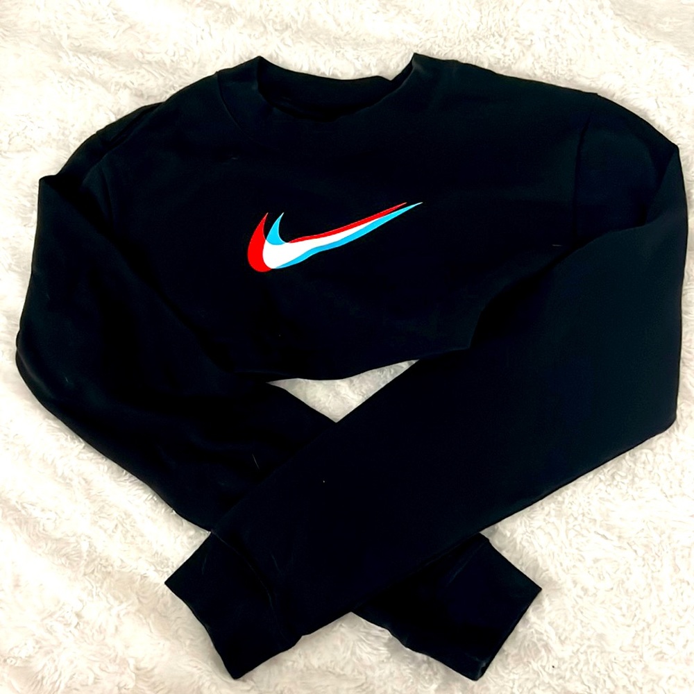 Crop workout top nike